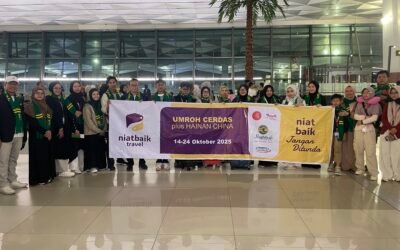 Keberangkatan Jamaah Umroh Cerdas Plus Hainan di Bandara Soekarno-Hatta